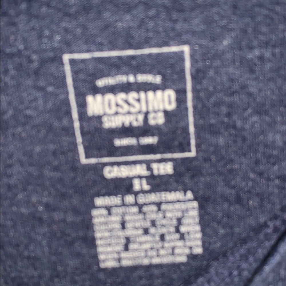 Clothing lot - Picture 3 of 7